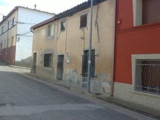 Vivienda en C/ Hermano José Luis Vallejo, Fustiñana (Navarra)