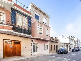 Edificio en C/ Mariano Benlliure - Polinyà de Xúquer - Valencia