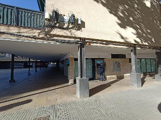 Local comercial en Molins de Rei - Barcelona -