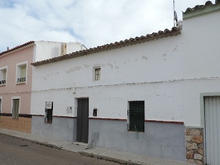 Casa adosada en Quintanar de la Orden