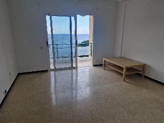 Estudio con vistas al mar