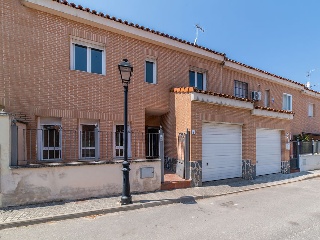 Vivienda unifamiliar adosada en Quismondo - Toledo -