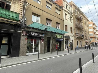 Local en C/ Occident, L´Hospitalet de Llobregat (Barcelona)