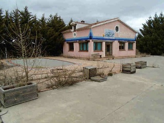 Nave en Castillejo de Mesleón