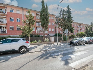 Piso en Av Pintor Mir - Terrassa - Barcelona Piso en Av Pintor Mir - Terrassa - Barcelona