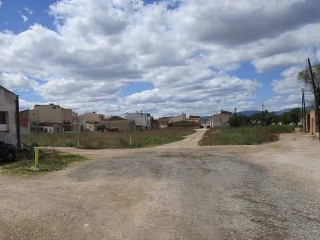 Suelo urbano no consolidado en Santa Bárbara - Tarragona -