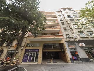 Local en C/ Roger De Flor, Barcelona 