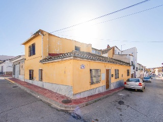 Casa adosada en C/ Islas Baleares - Atarfe - Granada