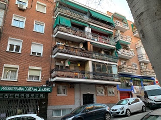 Local en C/ José María Pereda