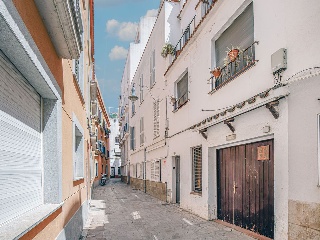 Edificio en C/ Sant Climent - Lloret de Mar - Girona