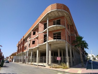Viviendas en construcción detenida en C/ Javalí Viejo - Puerto Lumbreras - Murcia