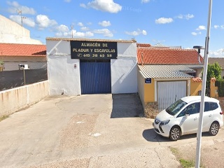 Nave industrial en C/ Tetuán, Puertollano (Ciudad Real)