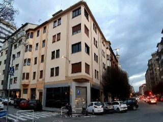 Local en  C/ Olite, Pamplona/Iruña (Navarra)