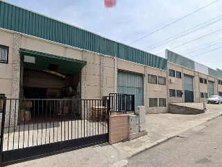 Nave en  C/ Bronce, Yuncos (Toledo)