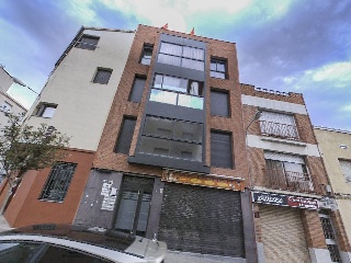 Piso en C/ de la Mare de Deu del Carme - Terrassa - Barcelona