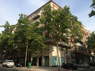 Local en C/ Fortunata y Jacinta - Madrid -