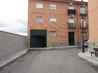 Plaza de garaje en Lominchar (Toledo)