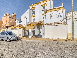 Chalet Adosado en C/ Antonio Lombardo Pigafett, Sanlúcar de Barrameda (Cádiz) 