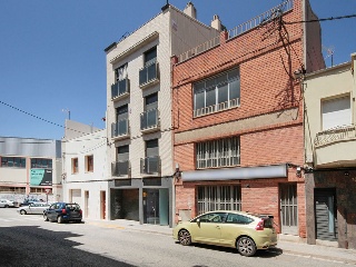 Piso y garaje en C/ Almería - Terrassa - Barcelona