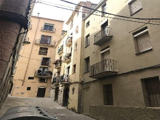 Local en C/ Forn de Santa Llucia, Manresa (Barcelona)