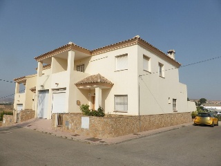 Chalet adosado en C/ Leonardo da Vinci