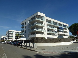 Piso con garaje en Ctra Besalu a Roses - Roses - Girona
