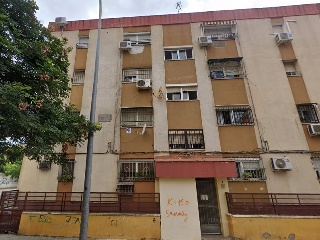 Piso en C/ Cazalla de la Sierra - Sevilla -