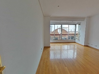 Piso en Av de Ramón y Cajal - Alicante -