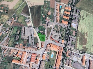 Terreno con edificación en Santo Domingo de la Calzada - La Rioja -