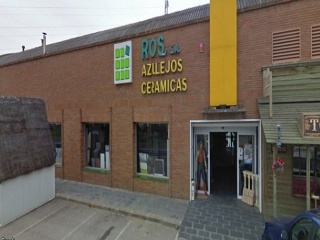 Centro Comercial en Tafalla - Navarra -