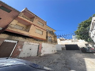 DE LA IGLESIA