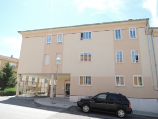 Edificio en C/ Eras, Espirdo (Segovia)