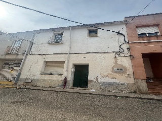Casa adosada en C/ de la Rosa, Santa Bàrbara (Tarragona)