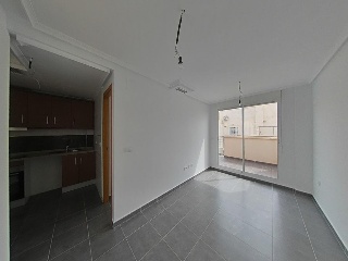 Vivienda en C/ Maria Parodi - Torrevieja -