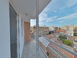 Piso en C/ Cefeo
