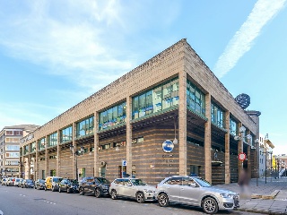 Local en C/ Concepción Arenal, Oviedo (Asturias)