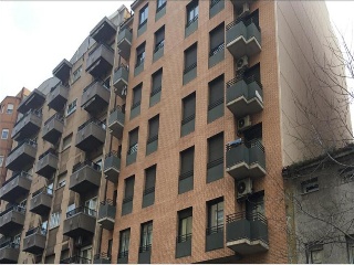 Plaza de garaje para motos en C/ de Brujas, Sabadell (Barcelona)