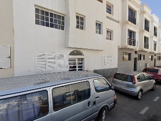 Piso con trastero en C/ Apolo - Arrecife - Las Palmas
