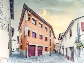 Promoción de viviendas en C/ Verdaguer, Sant Pere de Torelló (Barcelona)