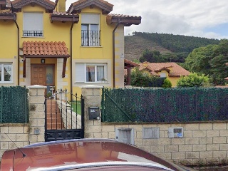 Casa en Ur Las Magnolias - Barrio Lusa - (Castro-Urdiales) Cantabria
