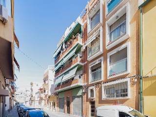 Piso con trastero en C/ Andrómeda, Alicante