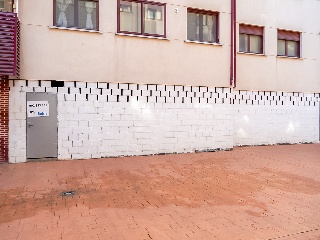 Local en C/ Francisco Tomás y Valiente - Santander - Cantabria