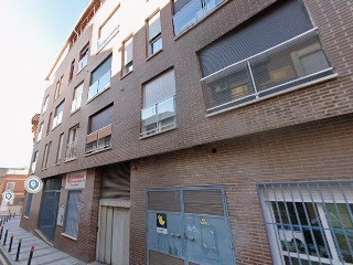 Piso y plazas de garaje en C/ Soledad, Puertollano (Ciudad Real)