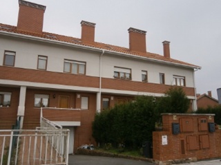 Chalet adosado en Cm de la Viesca, Siero (Asturias)