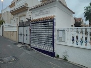 CL LA ARCADIA,2 Esc:1 Pl:0 Pt:60 Rojales (Alicante)