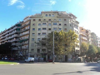 Piso en Av Josep Tarradellas - Barcelona -