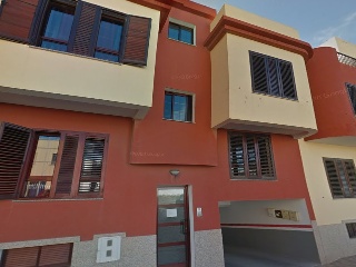 Piso y garaje en C/ Jacinto Benavente, Puerto del Rosario (Las Palmas)