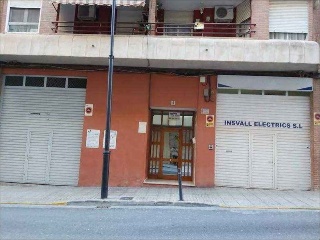 Local en C/ del Violinista Matas - Ontinyent - Valencia