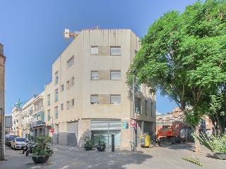 Piso en C/ Rafael Casanovas - Viladecans - Barcelona