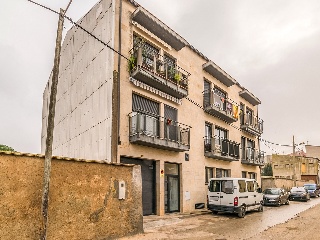 Piso y trastero en C/ Esports, Anglesola (Lleida)